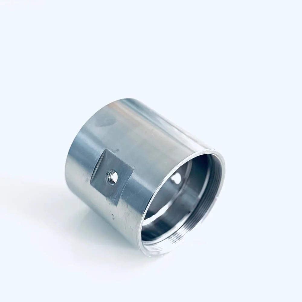 Threaded Hub